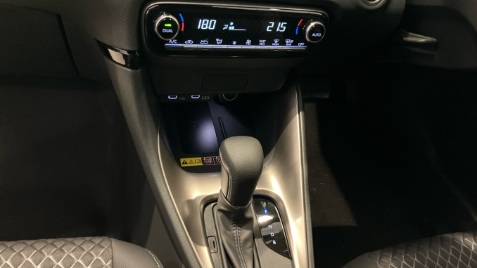 Mazda 2 Hybrid 1.5i Hybrid Homura 5dr CVT Hybrid Hatchback - Image 13